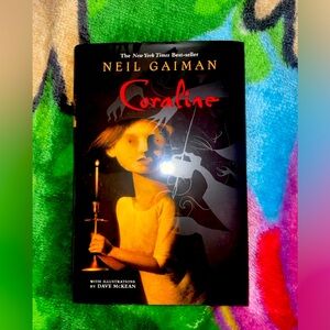 Coraline Hardcover Book (NEW)